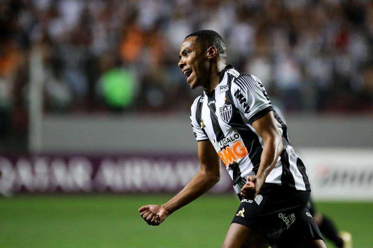 7 - Elias - O volante, agora com 35 anos, atuou em nove jogos do Atlético na Libertadores de 2019. No fim daquele ano, o jogador deixou o Galo. Em meados de 2020, assinou com o Bahia, mas já deixou o tricolor.