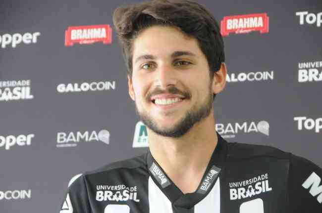 Jogador do Atlético é eleito o terceiro mais bonito do Brasileirão