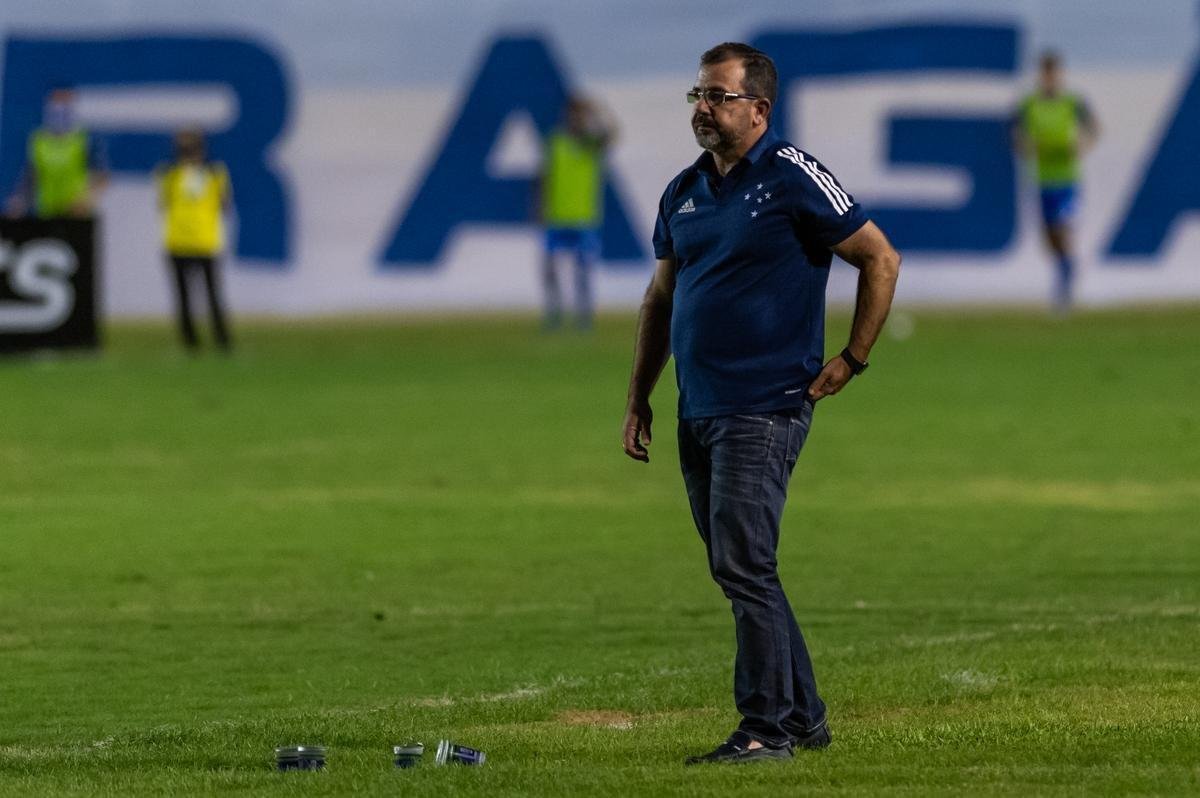 Imagens do duelo entre Confiança e Cruzeiro, em Aracaju, pela quinta rodada da Série B do Campeonato Brasileiro