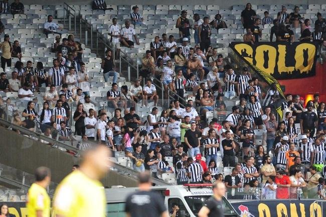 Fotos da torcida do Atltico na partida contra o Juventude, no Mineiro, pela 34 rodada do Campeonato Brasileiro