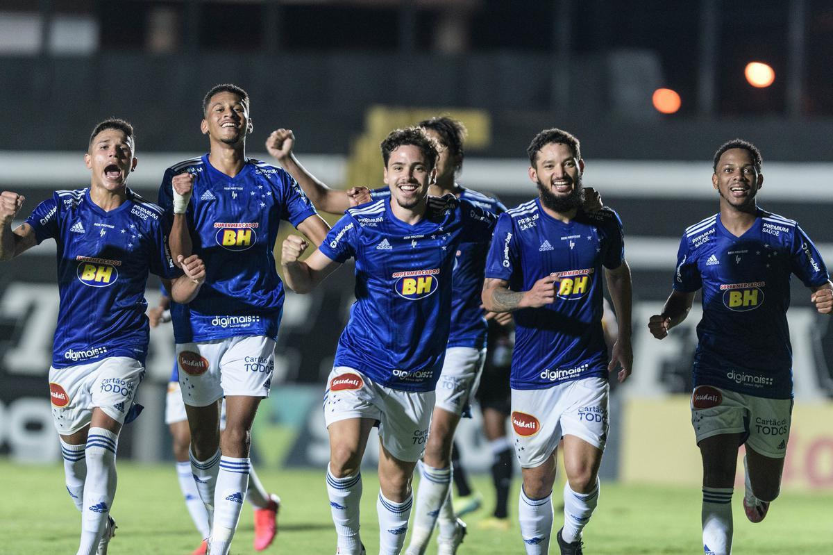 17ª rodada - Operário 0x1 Cruzeiro, 20/10, no Germano Krüger, em Ponta Grossa-PR - 18º lugar, com 16 pontos.