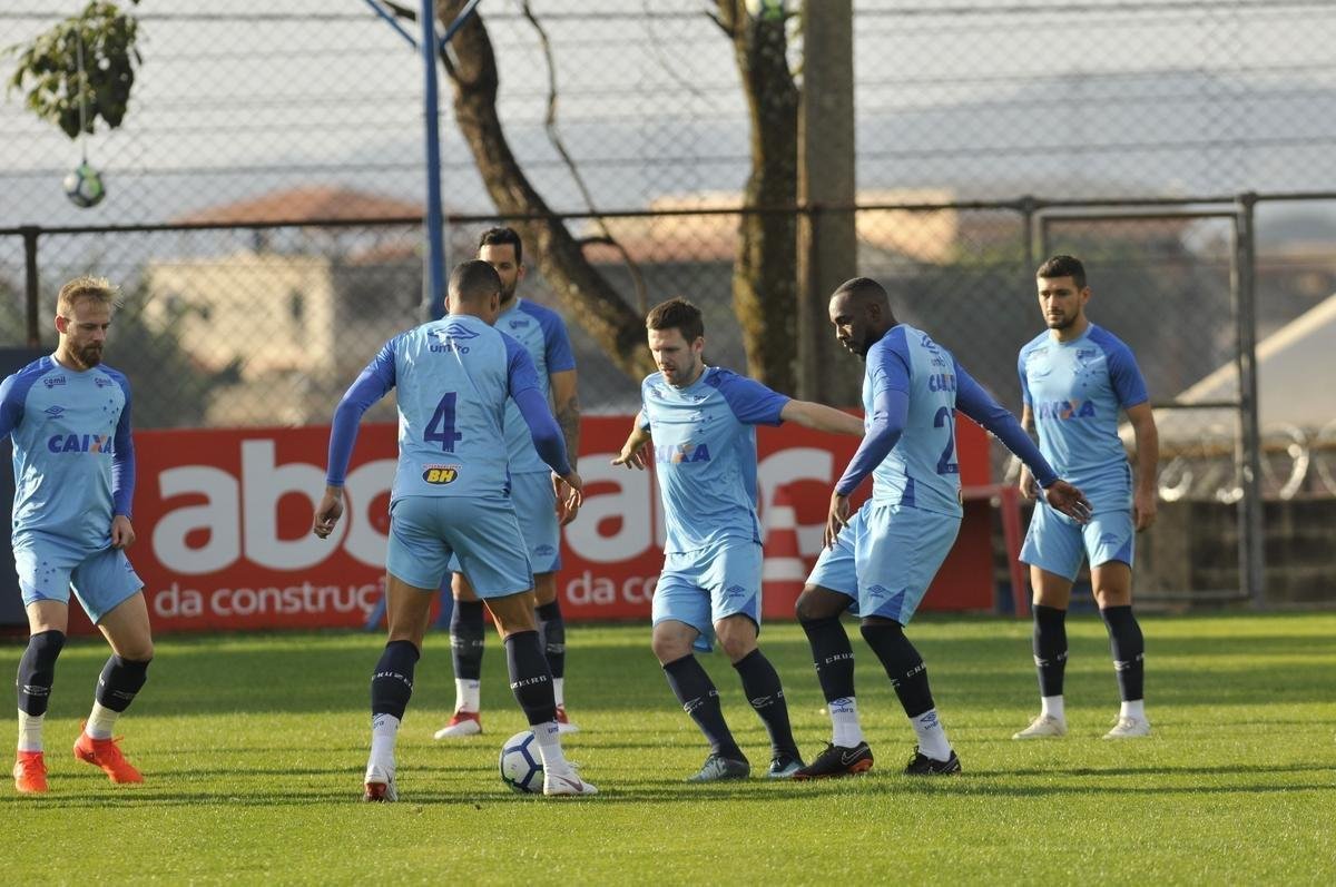Imagens do treino do Cruzeiro desta quinta-feira, 12 de julho, na Toca da Raposa II