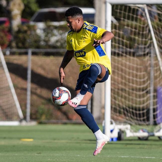 Fotos do treino do Cruzeiro desta tera-feira (10/08), na Toca II