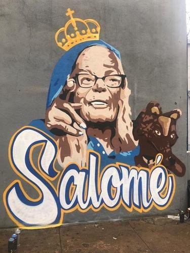 Painel no muro do clube social do Cruzeiro, no Barro Preto, em homenagem a Salomé