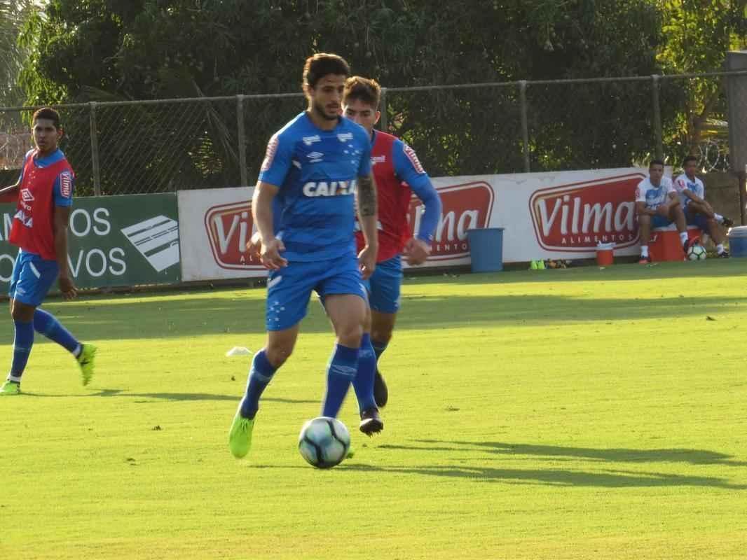 Galeria de fotos do treino do Cruzeiro na tarde desta quinta-feira, na Toca da Raposa II
