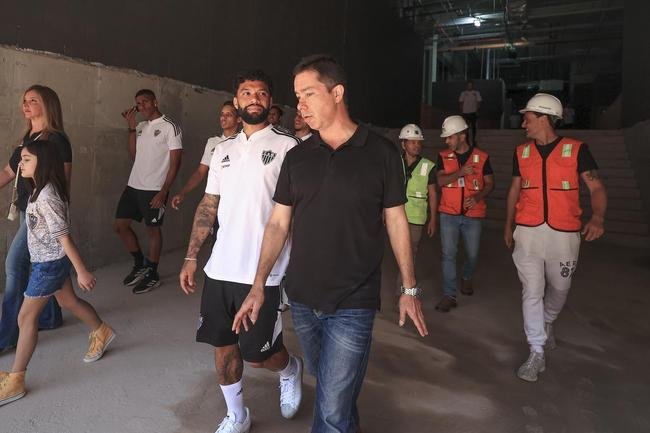Na manh deste sbado (24/9), jogadores, comisso tcnica e diretoria do Atltico visitaram as obras da Arena MRV, futura casa do Galo.