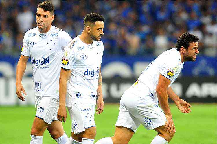 Série B: matemático calcula 64 pontos para subir e vê Botafogo, Cruzeiro e  Vasco ameaçados, brasileirão série b