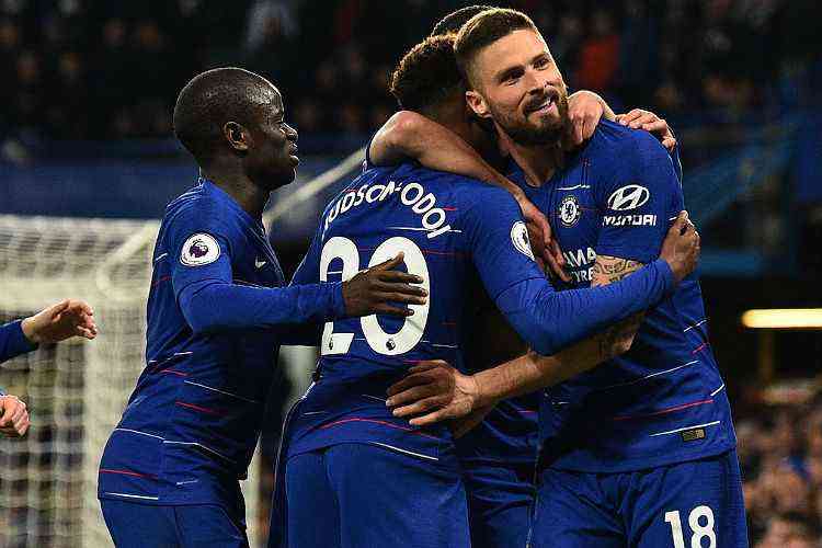 Tottenham vence Crystal Palace em primeiro jogo no novo estádio em