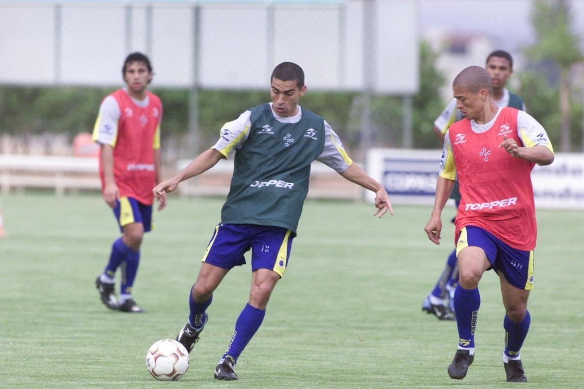SETEMBRO - Dia a dia de treinos do Cruzeiro na temporada que culminou com a Trplice Coroa