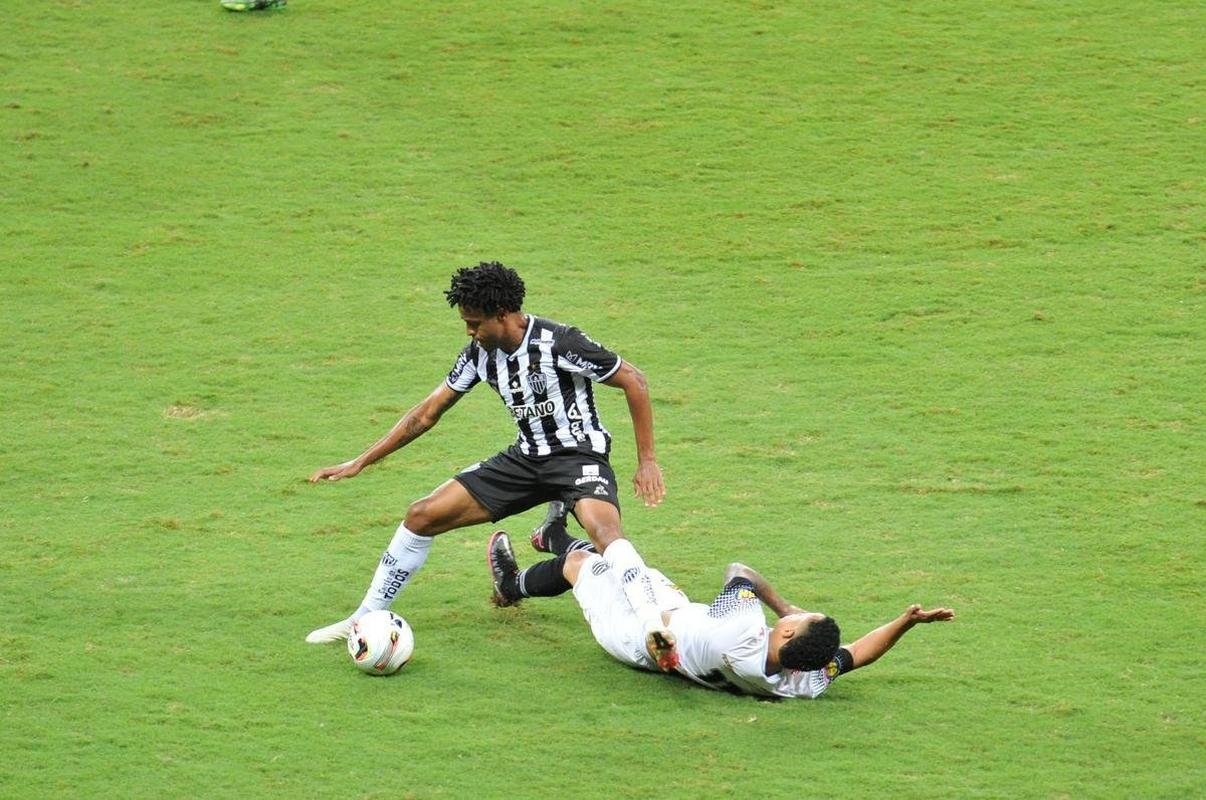 O Atltico recebeu o Athletic nesta tera-feira (15), no Mineiro, em Belo Horizonte. A partida, vlida pela 7 rodada do Campeonato Mineiro de 2022, marcou o centsimo jogo do goleiro Everson com a camisa do Galo.