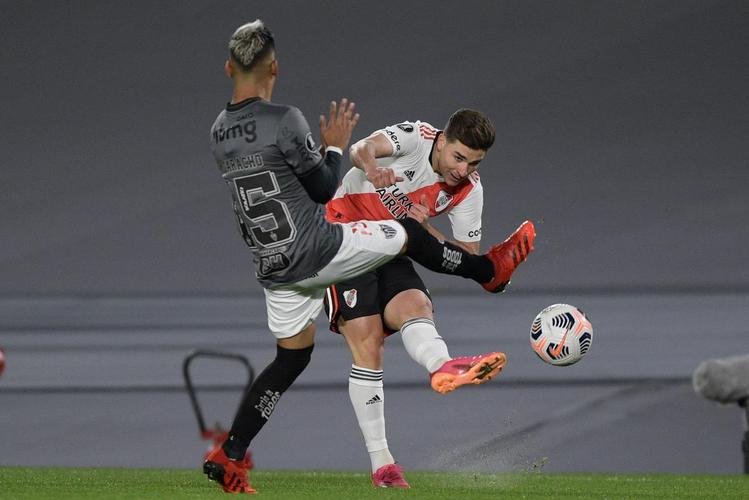 River Plate x Atltico: fotos do duelo de ida das quartas de final da Copa Libertadores, no Monumental de Nez, em Buenos Aires