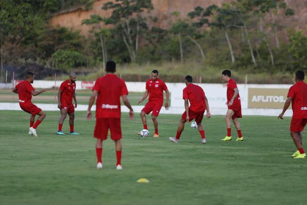 Elenco alvirrubro se reapresentou nesta terça-feira para iniciar os trabalhos visando a temporada 2020, na qual o clube participará do Pernambucano, do Nordestão, da Copa do Brasil e da Série B.
