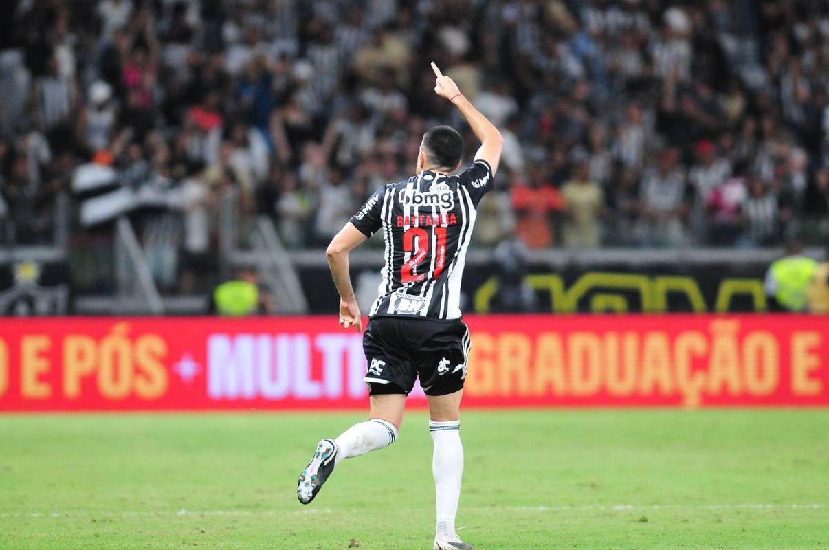 Atltico e Brasil de Pelotas-RS se enfrentaram nesta quarta-feira (12/4), no Mineiro, pela ida da terceira fase da Copa do Brasil