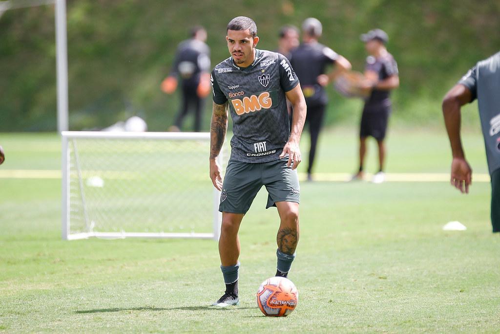David Terans - o experiente meia uruguaio de 24 anos tem passagens por Rentistas, Santiago Wanderers e Danubio. No Galo, ele busca o primeiro ttulo. Ele jogou oito vezes no Estadual e marcou um gol.