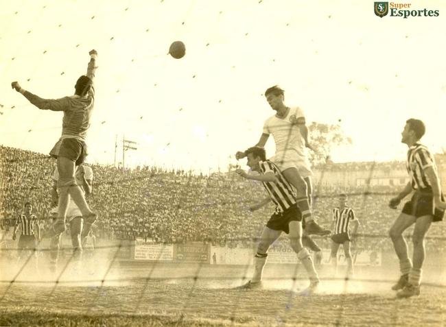 Rivalidade entre Cruzeiro e Atltico cresceu a partir nos anos 1940