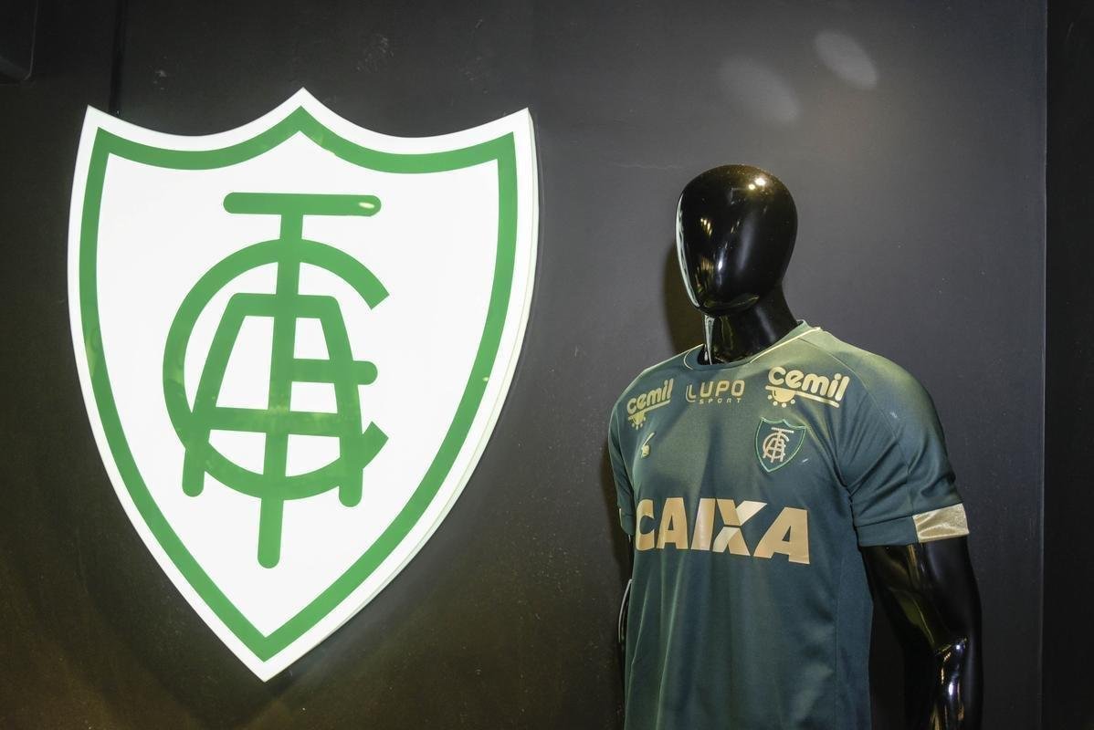 Amrica fez festa para o lanamento do seu terceiro uniforme