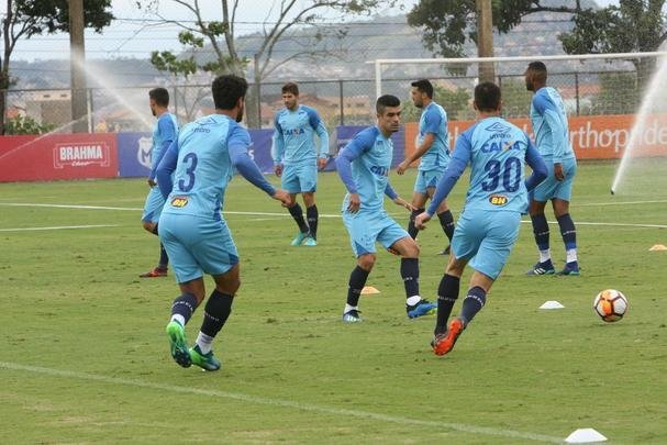 Imagens do treino do Cruzeiro neste domingo (20/05/2018)