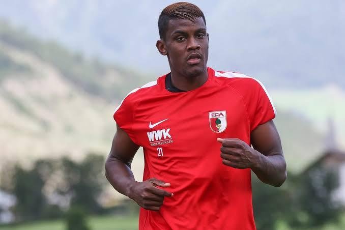 Sergio Crdova (22 anos) - O atacante foi o artilheiro da Venezuela na Copa do Mundo Sub-20 de 2017, com quatro gols. Revelado pelo Caracas, o jogador defende as cores do Augsburg, da Alemanha, desde a temporada 2017/2018.