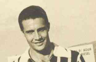 Procpio teve duas passagens pelo Atltico como jogador: de 1962 a 1963 e ainda em 1966. Na foto, um registro dele em 11/09/1962