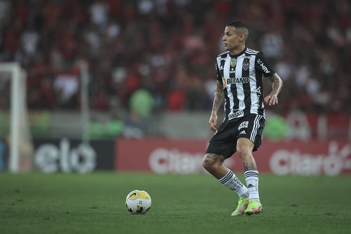 Fotos do jogo de volta das oitavas de final da Copa do Brasil, entre Flamengo e Atltico, no Maracan, no Rio de Janeiro