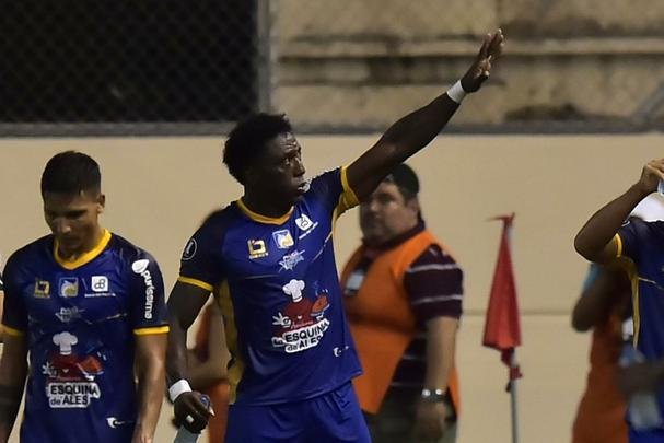 Delfín: Estará na primeira fase da Libertadores se terminar em 4º lugar na classificação acumulada do Campeonato Equatoriano. Depende apenas de um empate com a LDU na última rodada do Clausura para conseguir a vaga.