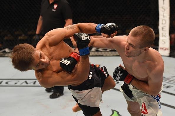 Michael McDonald venceu Masanori Kanehara por finalização no segundo round