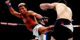 UFC 196, em Las Vegas - Teruto Ishihara conecta chute contra Julian Erosa