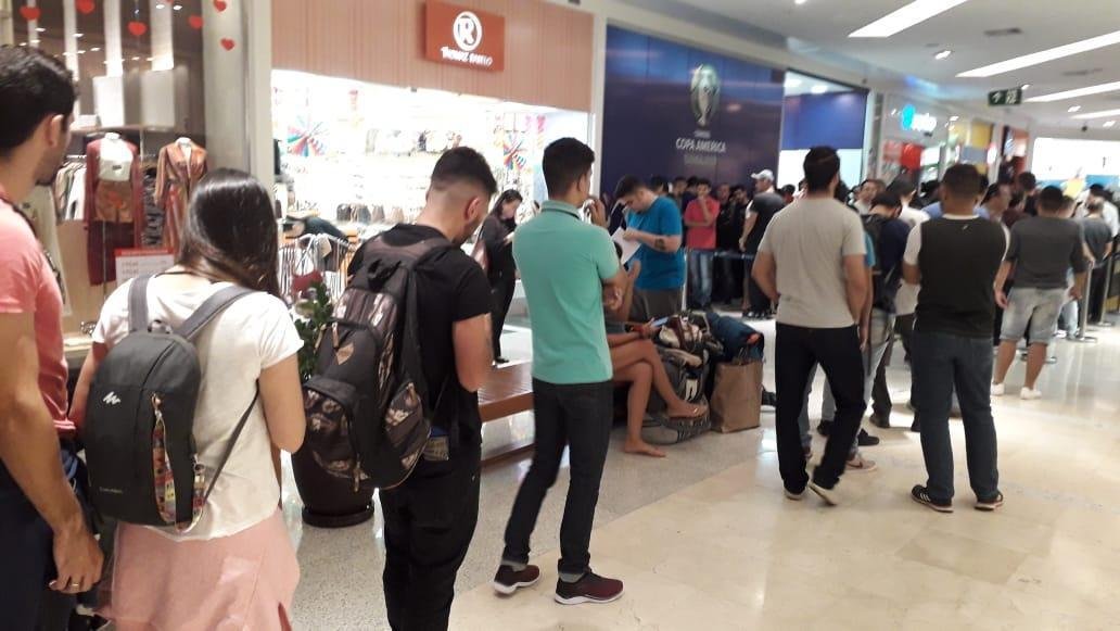 Movimentao na troca de ingressos para Copa Amrica em Belo Horizonte
