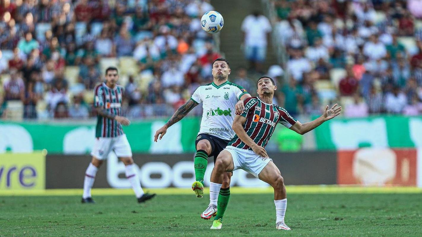 Fotos da vitria do Fluminense sobre o Amrica, no Maracan, no Rio de Janeiro, pela 34 rodada do Campeonato Brasileiro