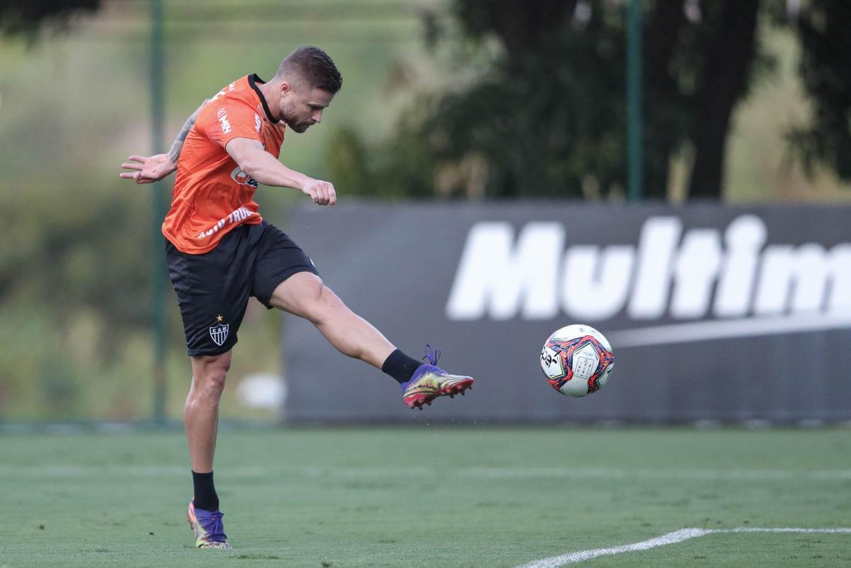 Com novo uniforme de treino, Atlético fechou nesta sexta-feira sua preparação para enfrentar o Athletic, às 19h deste sábado, no Independência, pela 11ª rodada do Campeonato Mineiro