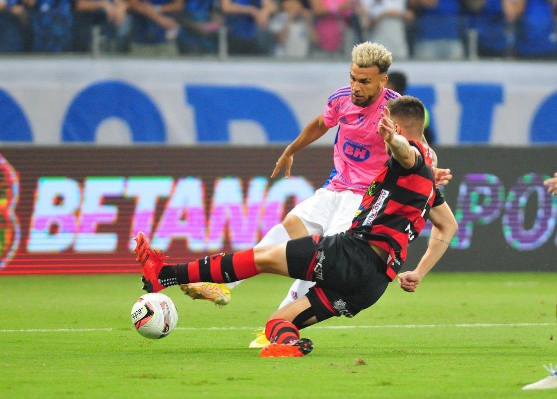 Em reencontro com a torcida aps o ttulo da Srie B, Cruzeiro enfrentou o Ituano no Mineiro, em Belo Horizonte, pela 33 rodada. Veja as melhores imagens!