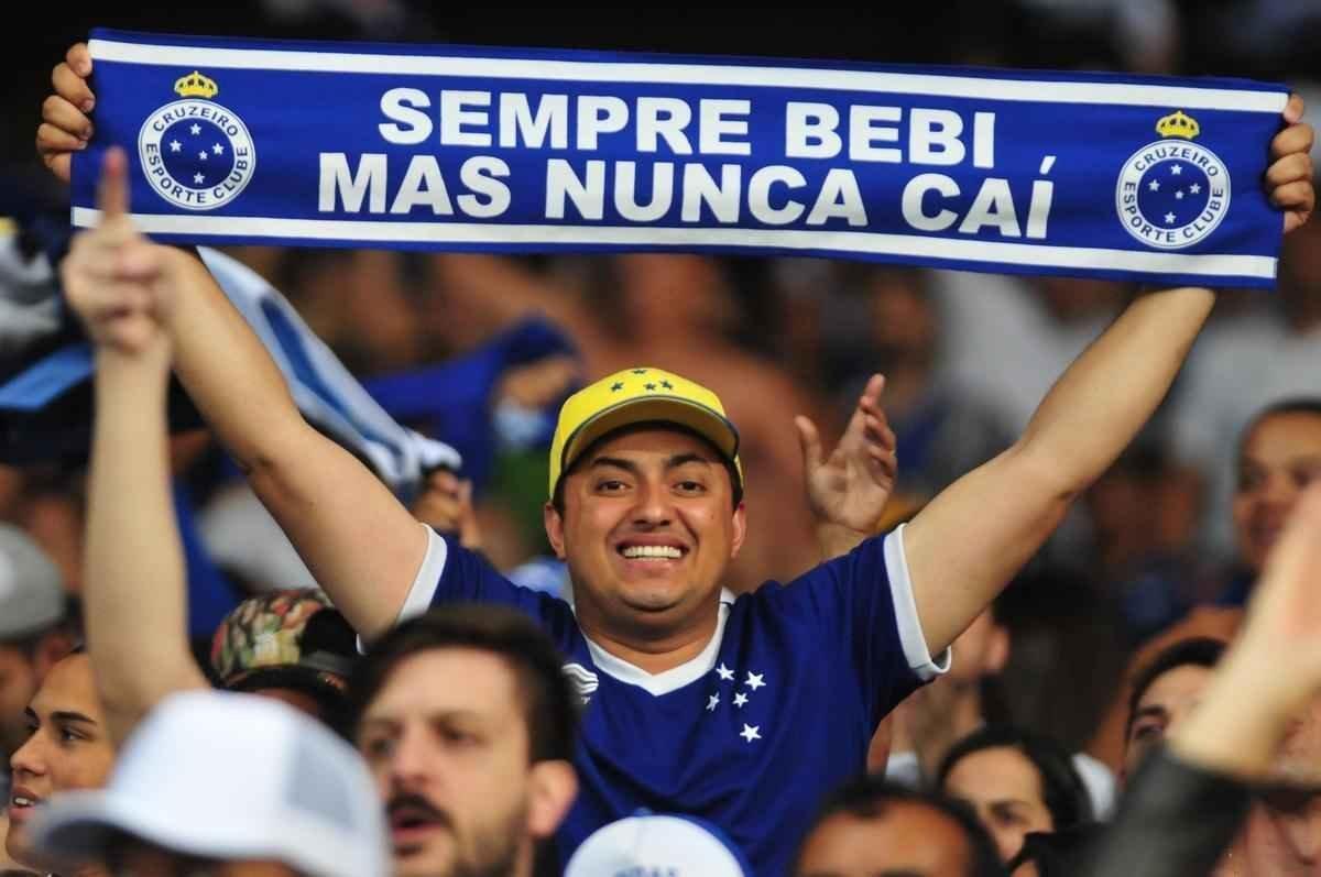 No segundo tempo, muita vibrao com o gol marcado por Hudson