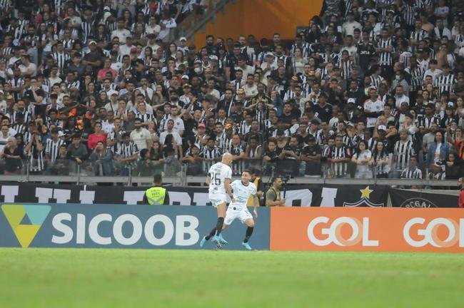 Atltico e orinthians se enfrentaram no Mineiro, neste domingo (24), em jogo vlido pela 19 rodada da Srie A do Campeonato Brasileiro.