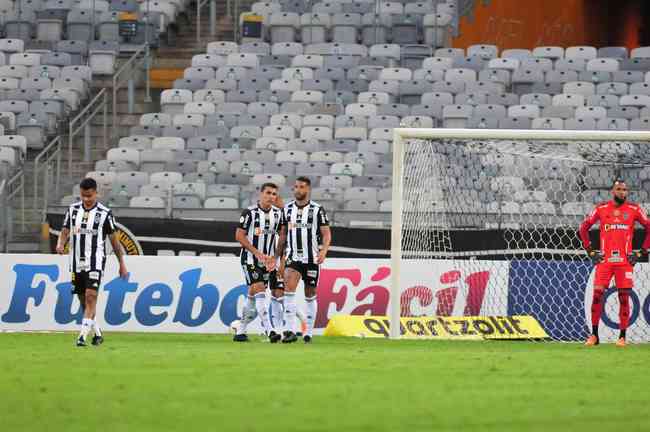 Fotos do jogo entre Atlético e Goiás, no Mineirão, em Belo Horizonte, pela 23ª rodada da Série A do Brasileiro