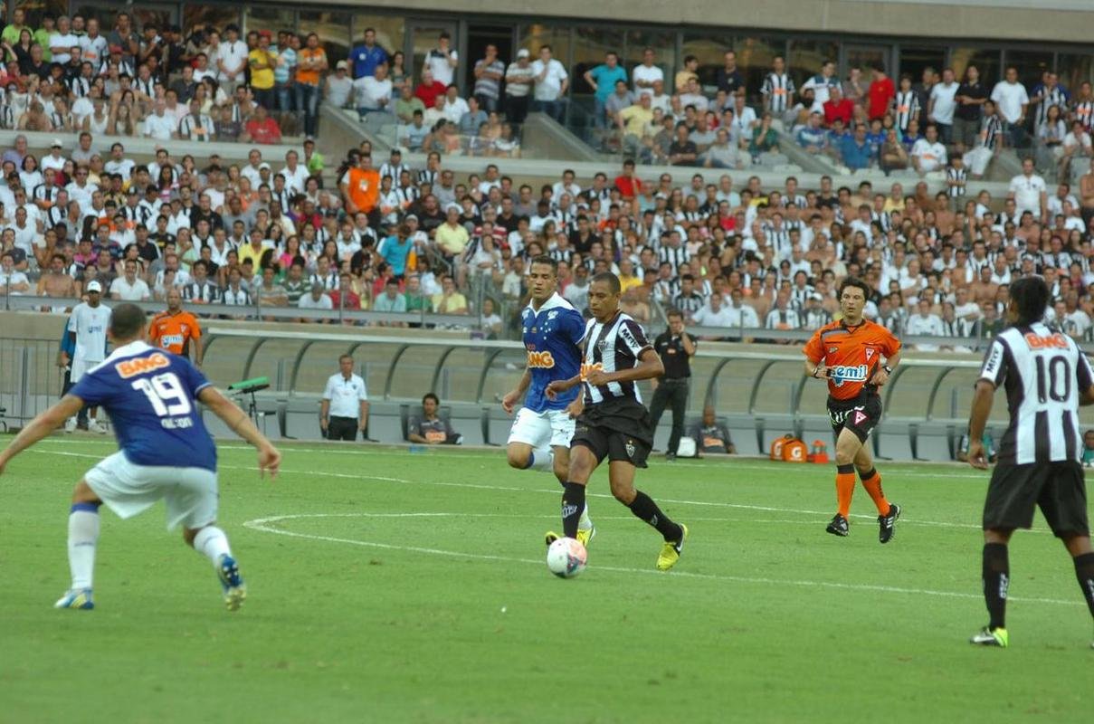 Gilberto Silva: volante, que jogou pela Seleo Brasileira, voltou ao Atltico em 2013