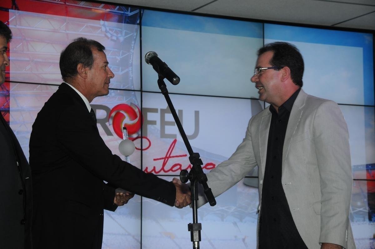 Trofu Tel Santana teve a 17 edio e premiou destaques do esporte mineiro em cerimnia no Mineiro