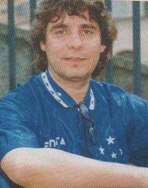 Compositor de 'O Trem Azul', L Borges estava no Mineiro quando o Cruzeiro atropelou o Santos por 6 a 2 e se aproximou do ttulo da Taa Brasil de 1966.