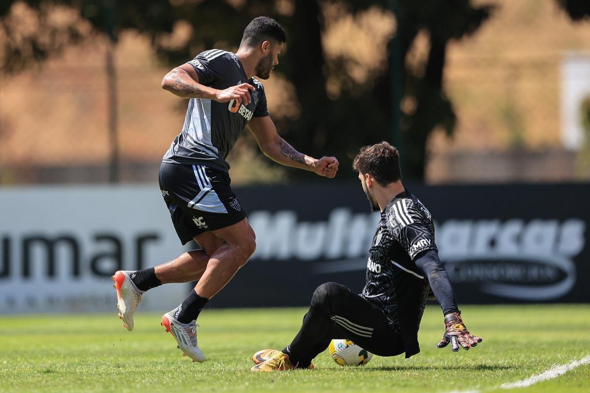 Principais imagens da atividade do Atltico na manh desta quarta-feira (24/8), na Cidade do Galo, em Vespasiano.