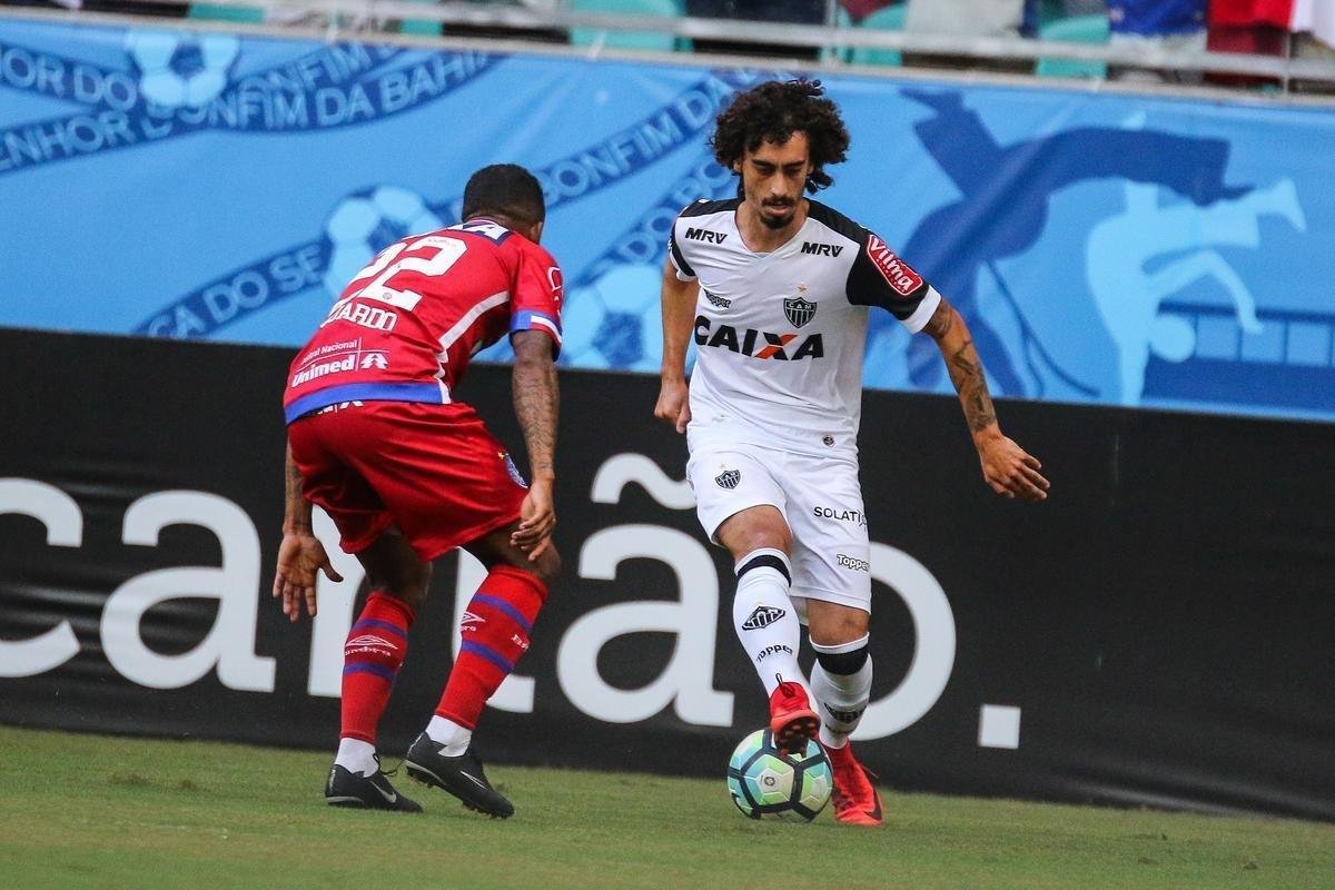 Bahia e Atltico travaram bom duelo que terminou empatado por 2 a 2 na Arena Fonte Nova