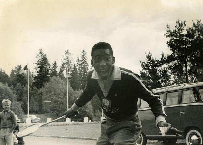 Pelé na Copa de 1958, na Suécia, a primeira conquistada pelo Brasil
