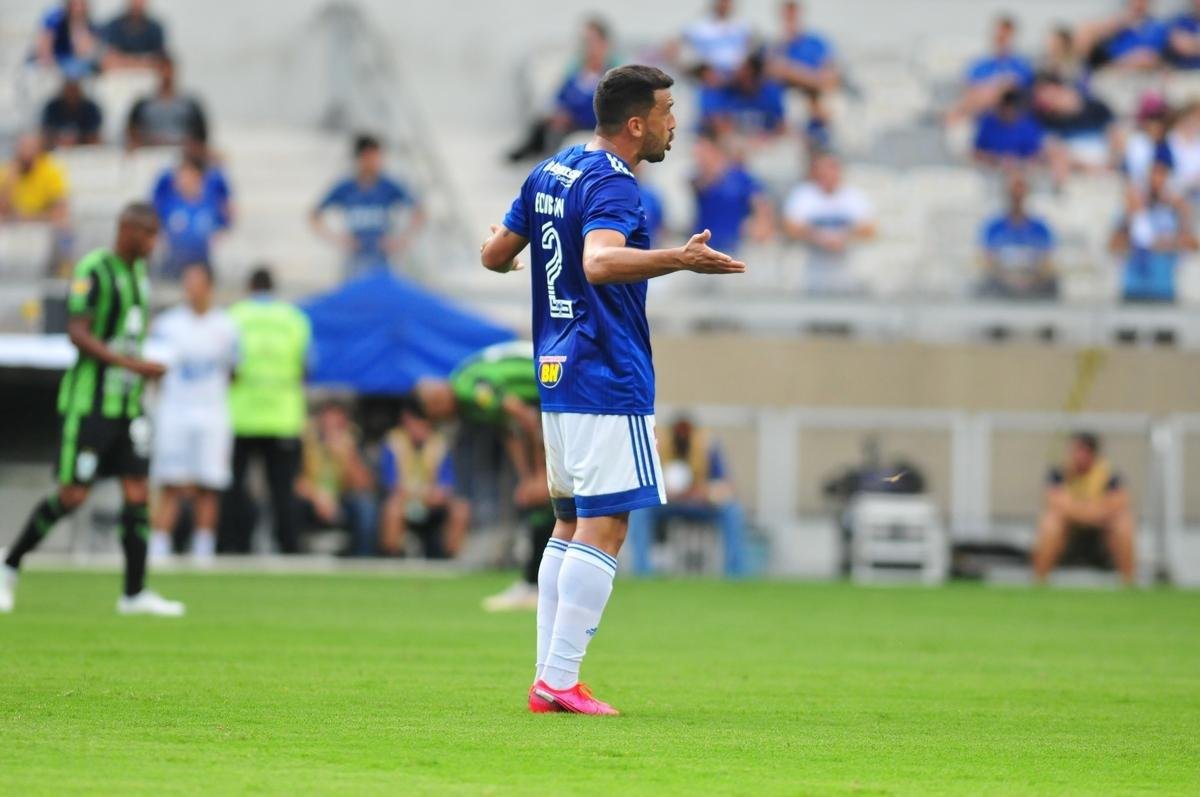 Cruzeiro e Amrica se enfrentaram em clssico pela 5 rodada do Campeonato Mineiro