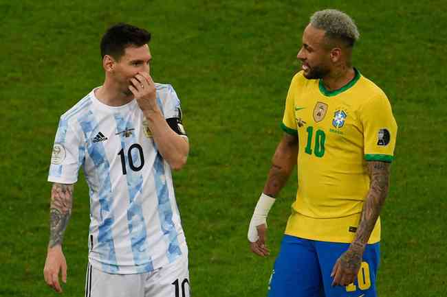 Messi e Neymar podem voltar a atuar juntos, agora no PSG