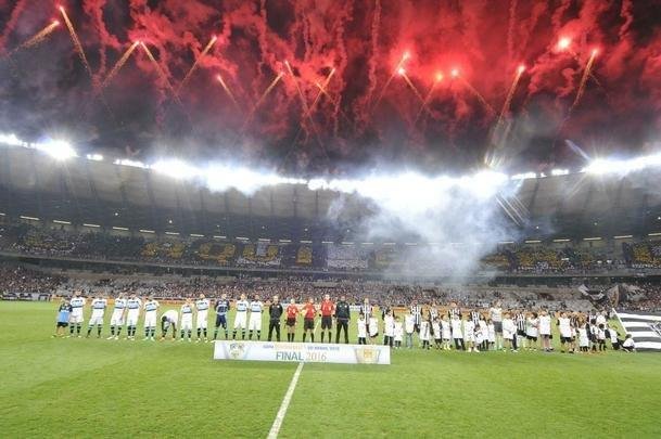 Mosaico 360 da torcida do Atltico no Mineiro na final da Copa do Brasil contra o Grmio