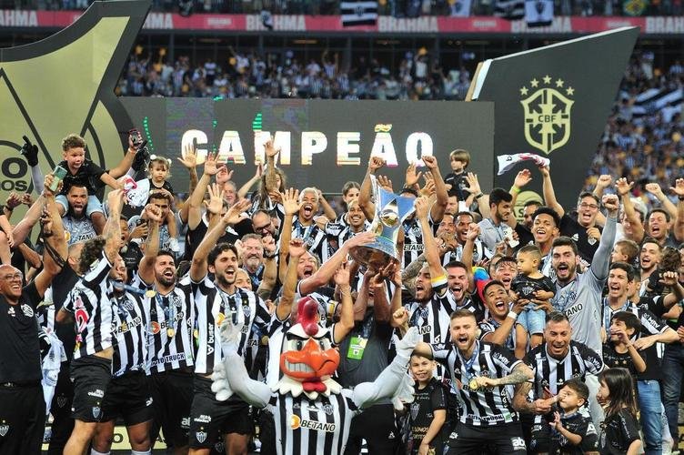 10 - Atltico (quatro ttulos) - dois Campeonatos Brasileiros (1971 e 2021) e duas Copas do Brasil (2014 e 2021)