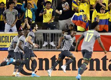 Com gol do atacante Estupinán logo aos 3min de partida, equatorianos derrotam time africano em New Jersey e começam bem a preparação 