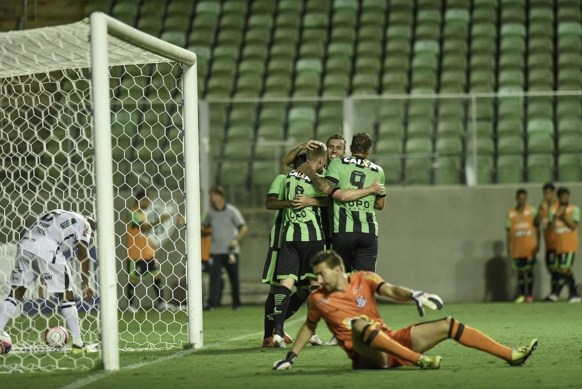 Amrica e Democrata-GV se enfrentaram, no Independncia, pela 9 rodada do Campeonato Mineiro