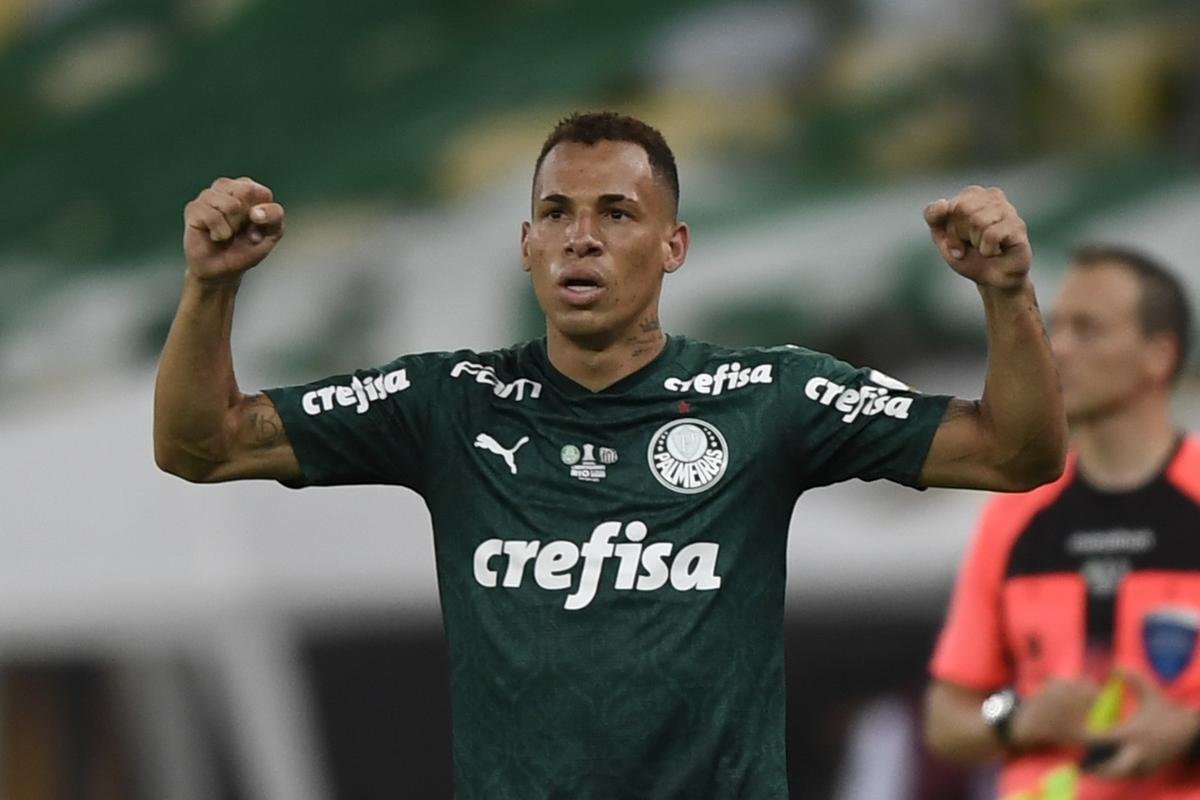 Atacante Breno Lopes, que iniciou a carreira no Cruzeiro, marcou o gol do título do Palmeiras aos 53 minutos do segundo tempo na decisão contra o Santos e se sagrou campeão da Libertadores