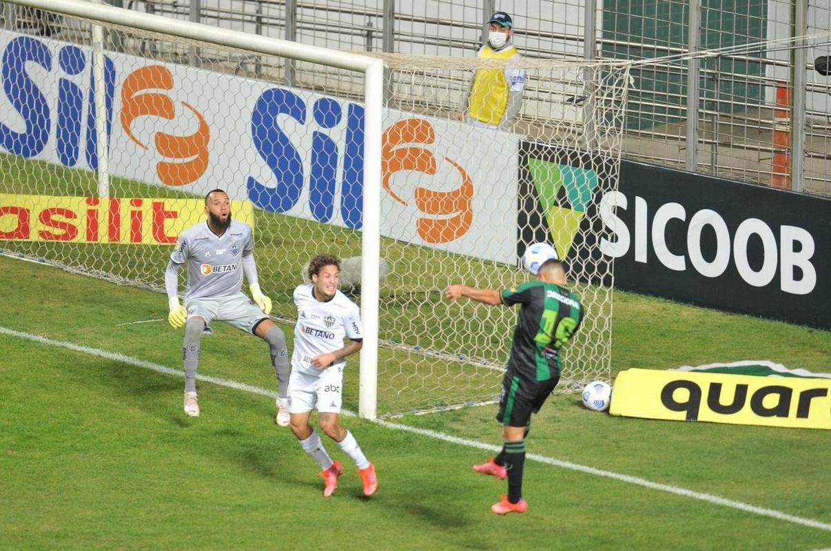 Fotos do jogo entre Amrica e Atltico