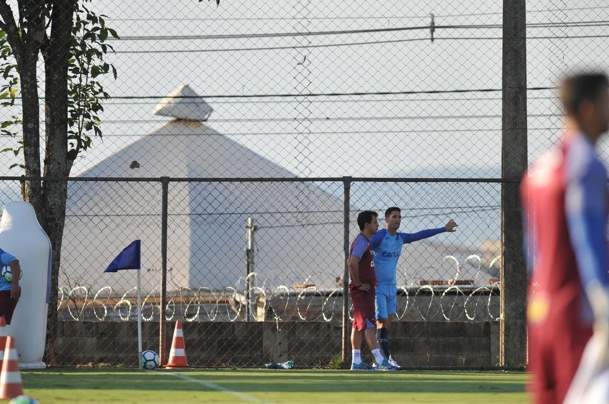 Na Toca da Raposa II, Cruzeiro se prepara para enfrentar o Atltico-PR