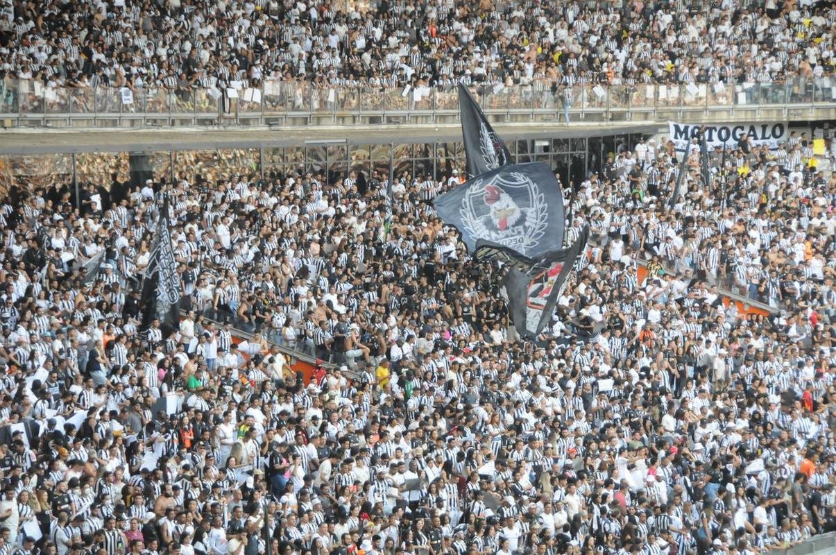 Fotos da torcida do Atltico na partida contra o Flamengo, no Mineiro, em Belo Horizonte, pela 13 rodada do Campeonato Brasileiro